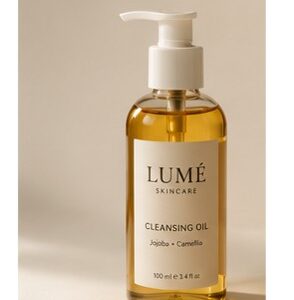 Lumé Botanical Cleansing Oil